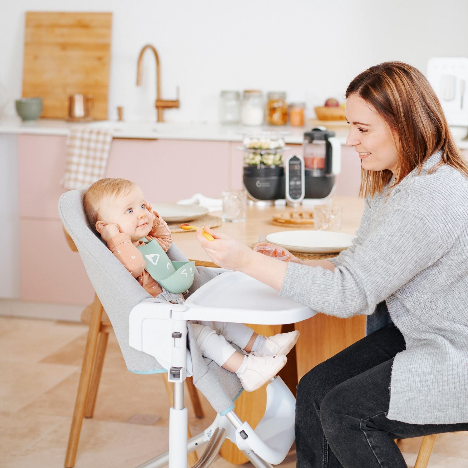 Weiterstillen + Beikost